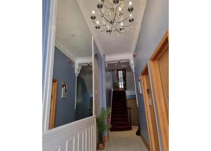 F406- Great Studio For 2 Near Hyde Park